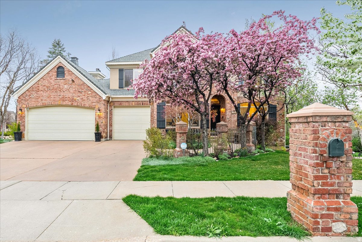 EAGLEWOOD COVE SUB - Residential