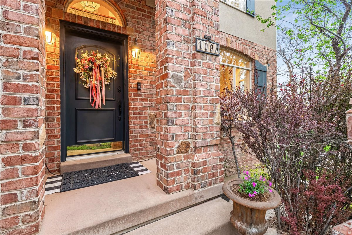 EAGLEWOOD COVE SUB - Residential