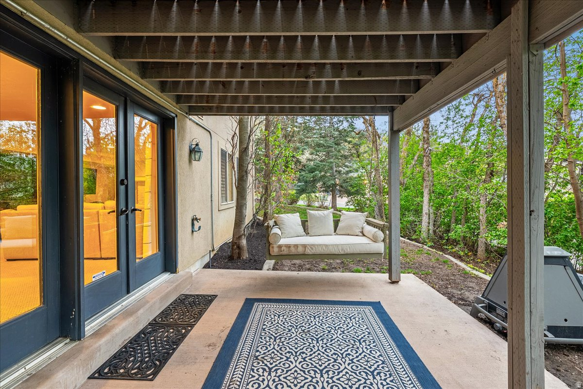 EAGLEWOOD COVE SUB - Residential