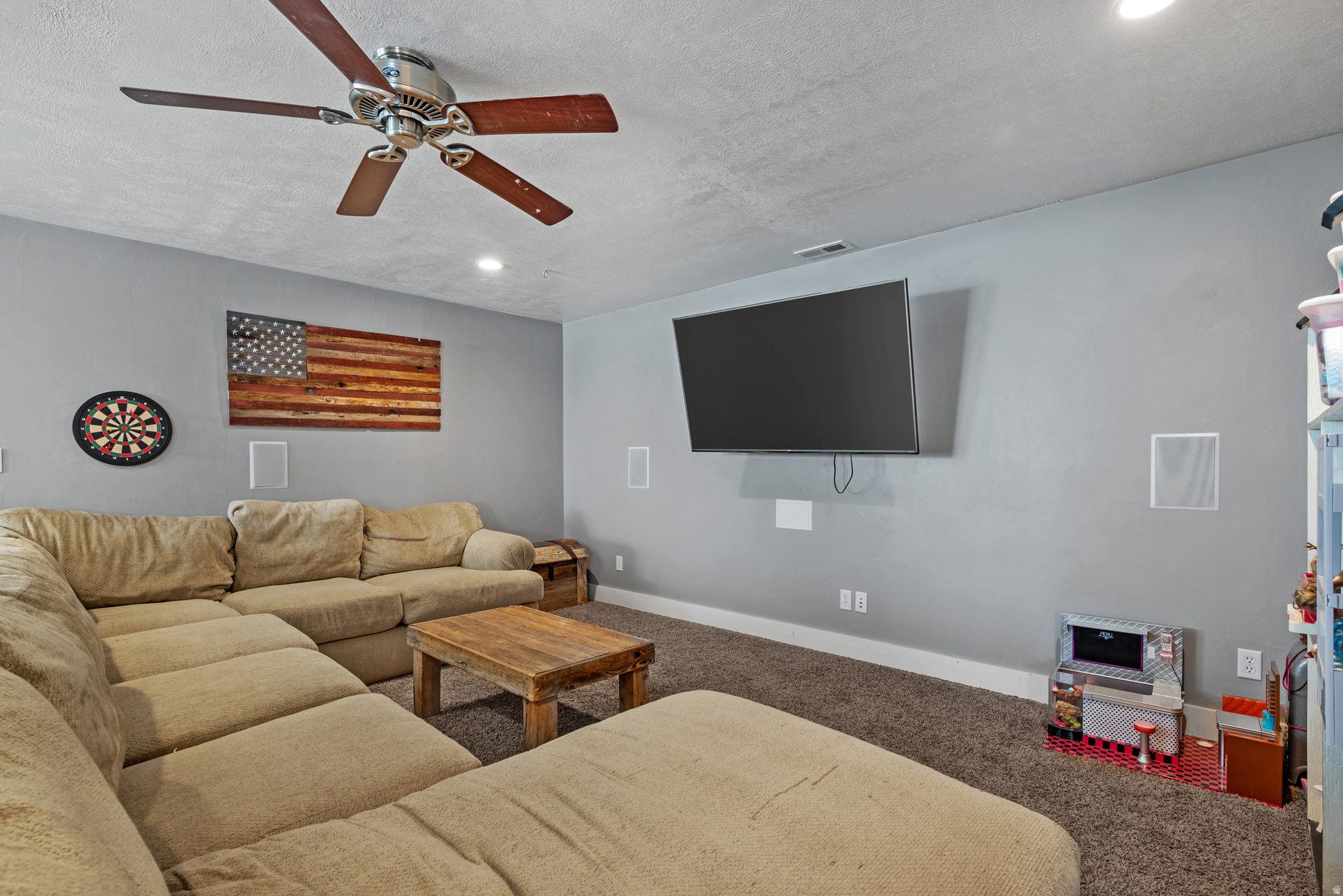 COUNTRY VIEW - Residential