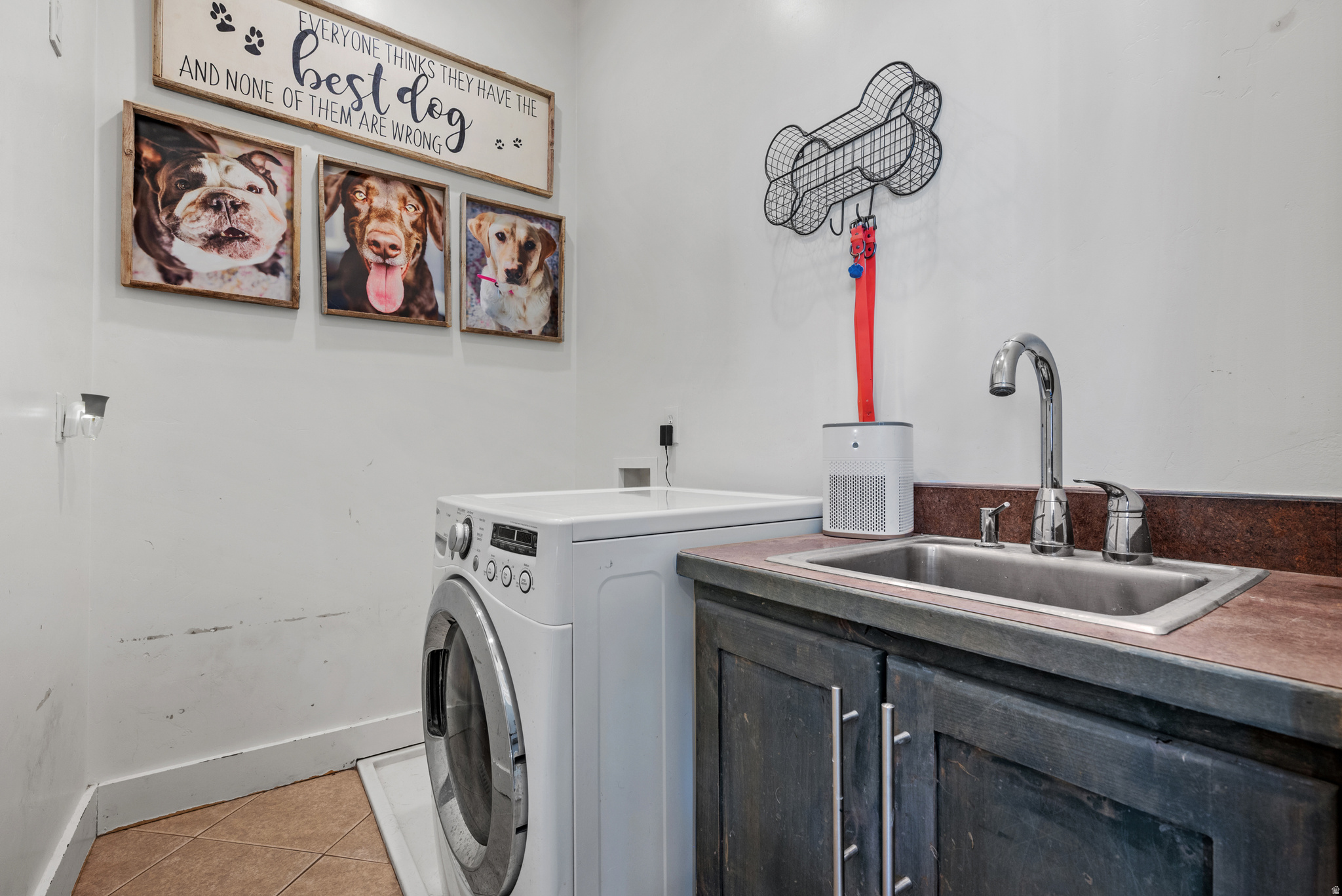 COUNTRY VIEW - Residential