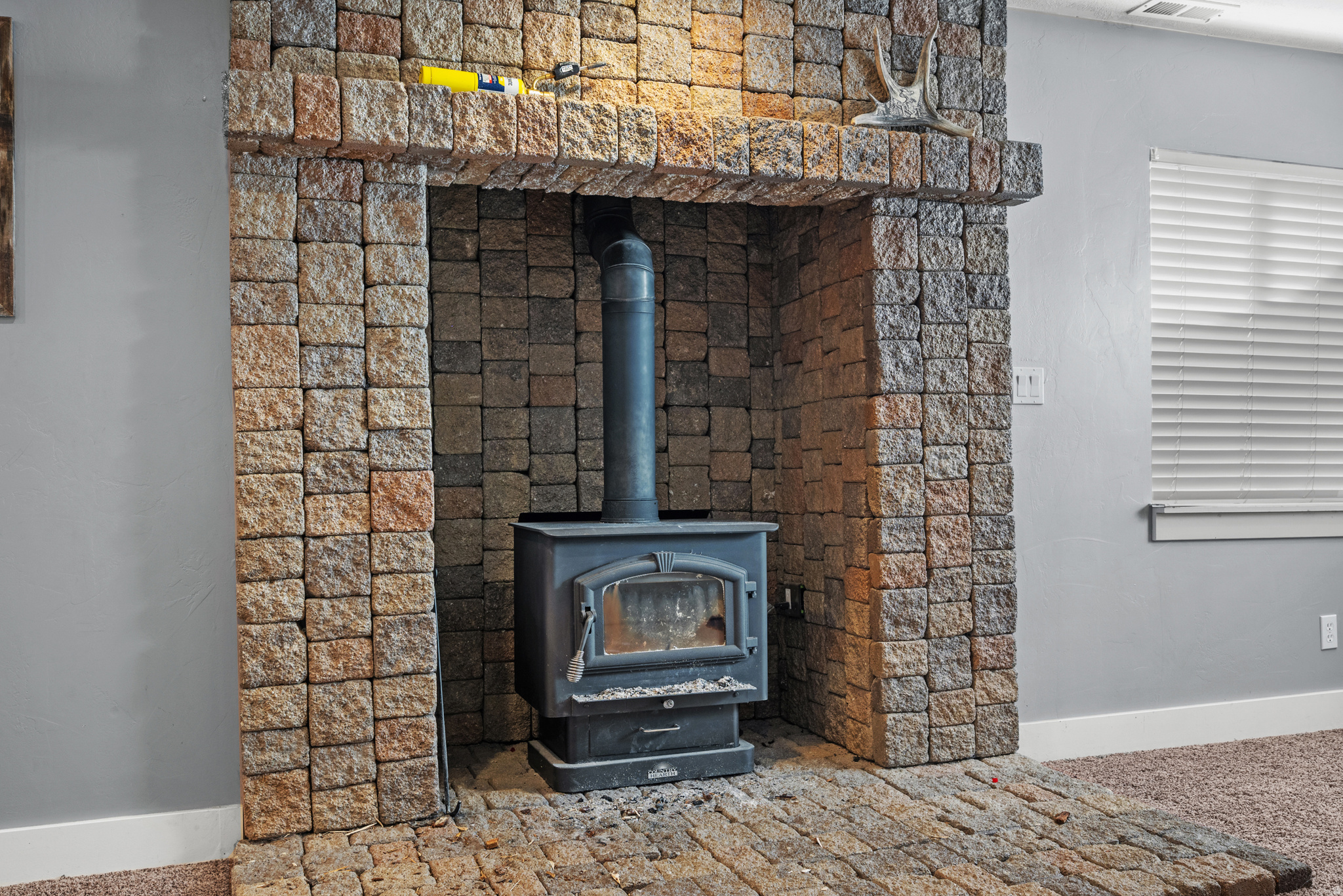 COUNTRY VIEW - Residential