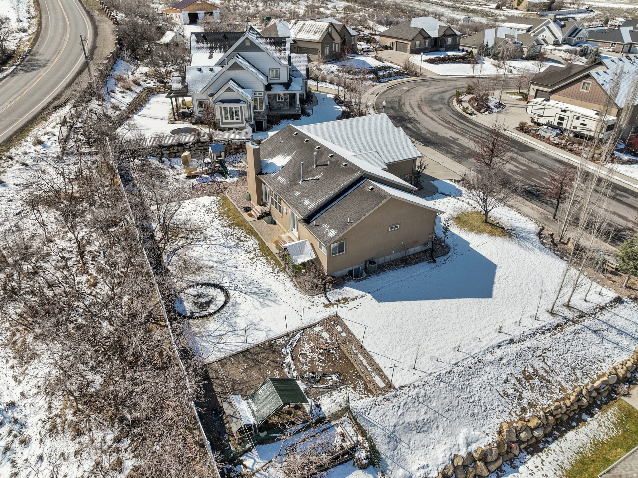 COUNTRY VIEW - Residential