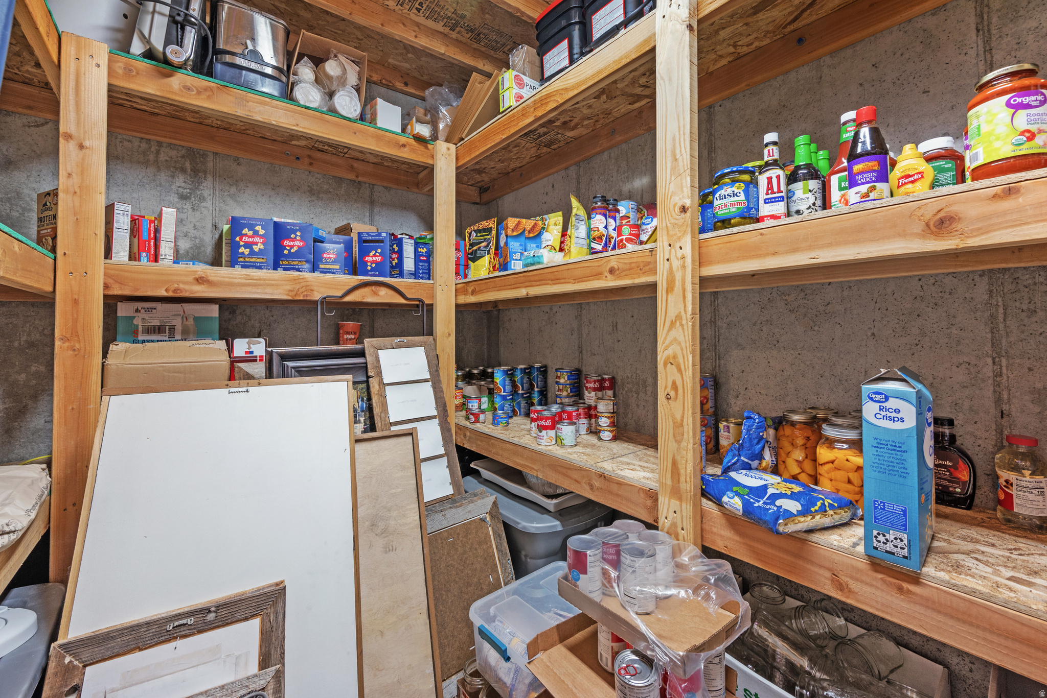 COUNTRY VIEW - Residential