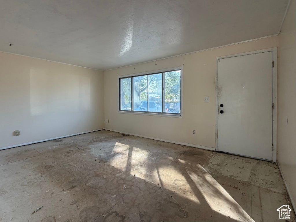 Photo of 316 W CHERRY ST, Grantsville, UT 84029 (MLS # 2191998)