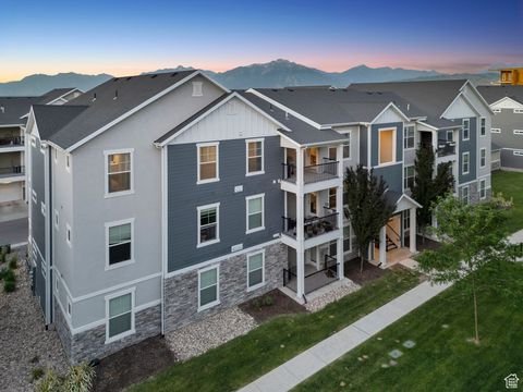 Photo of 14654 S BLOOM DR W #202, Herriman, UT 84096 (MLS # 2118335)