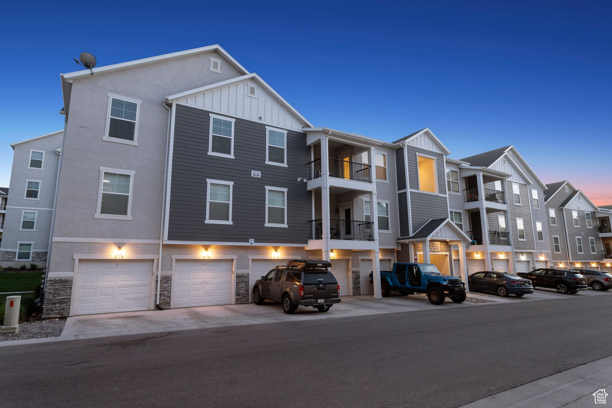 SADDLEBROOK - Residential