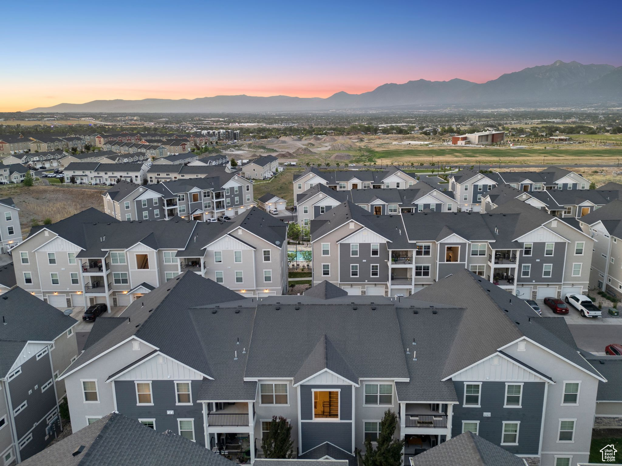 SADDLEBROOK - Residential