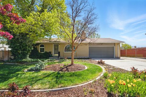 Tiny photo for 4227 S HOPI DR W, West Valley City, UT 84119 (MLS # 2124865)