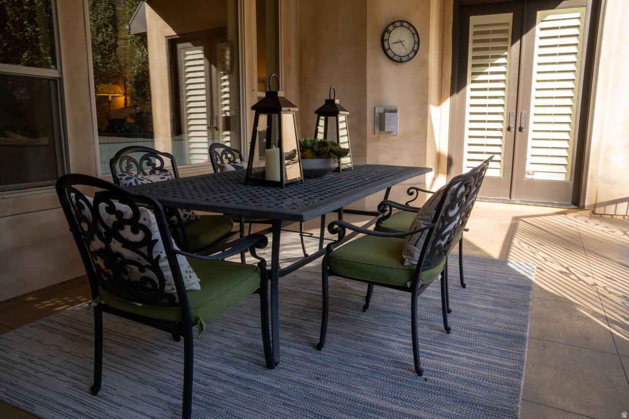 THE COVE IN CORNER CANYON - Residential