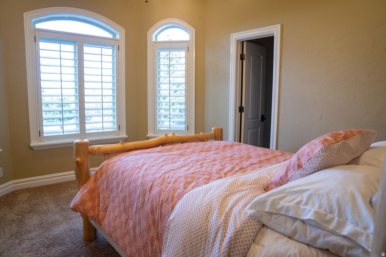 THE COVE IN CORNER CANYON - Residential