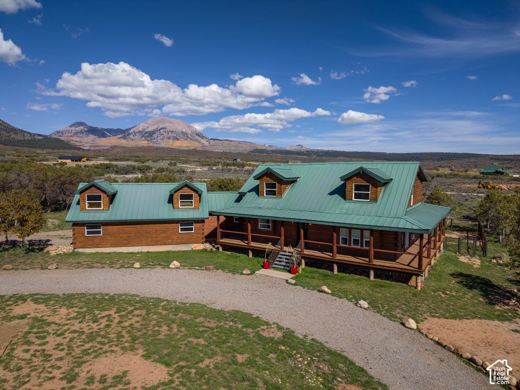 Photo of 16 N PORCUPINE LN, La Sal, UT 84530 (MLS # 2189792)