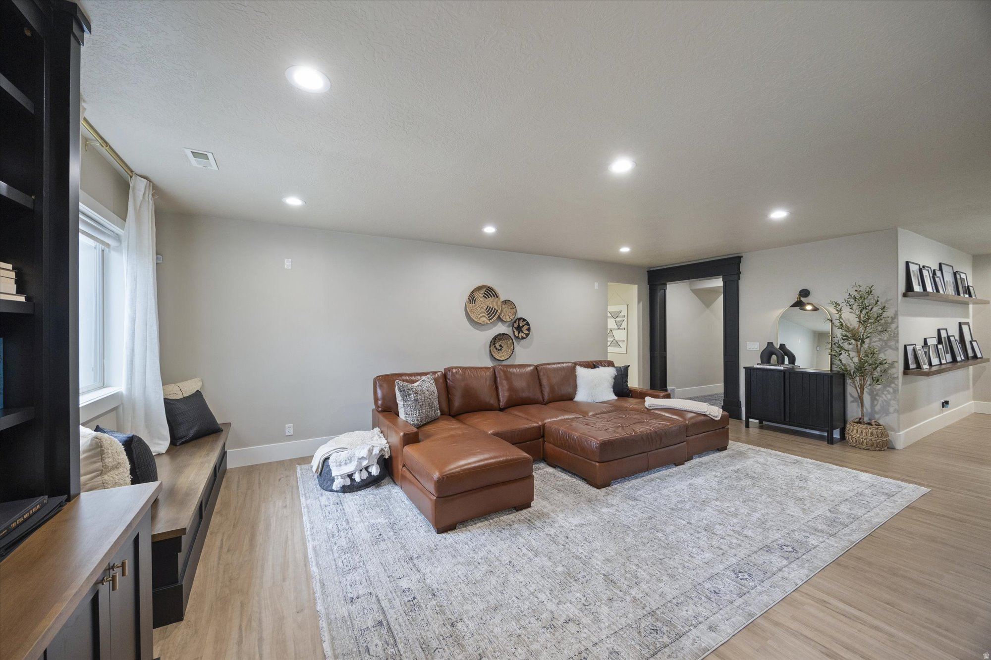 JONES MEADOWS - Residential