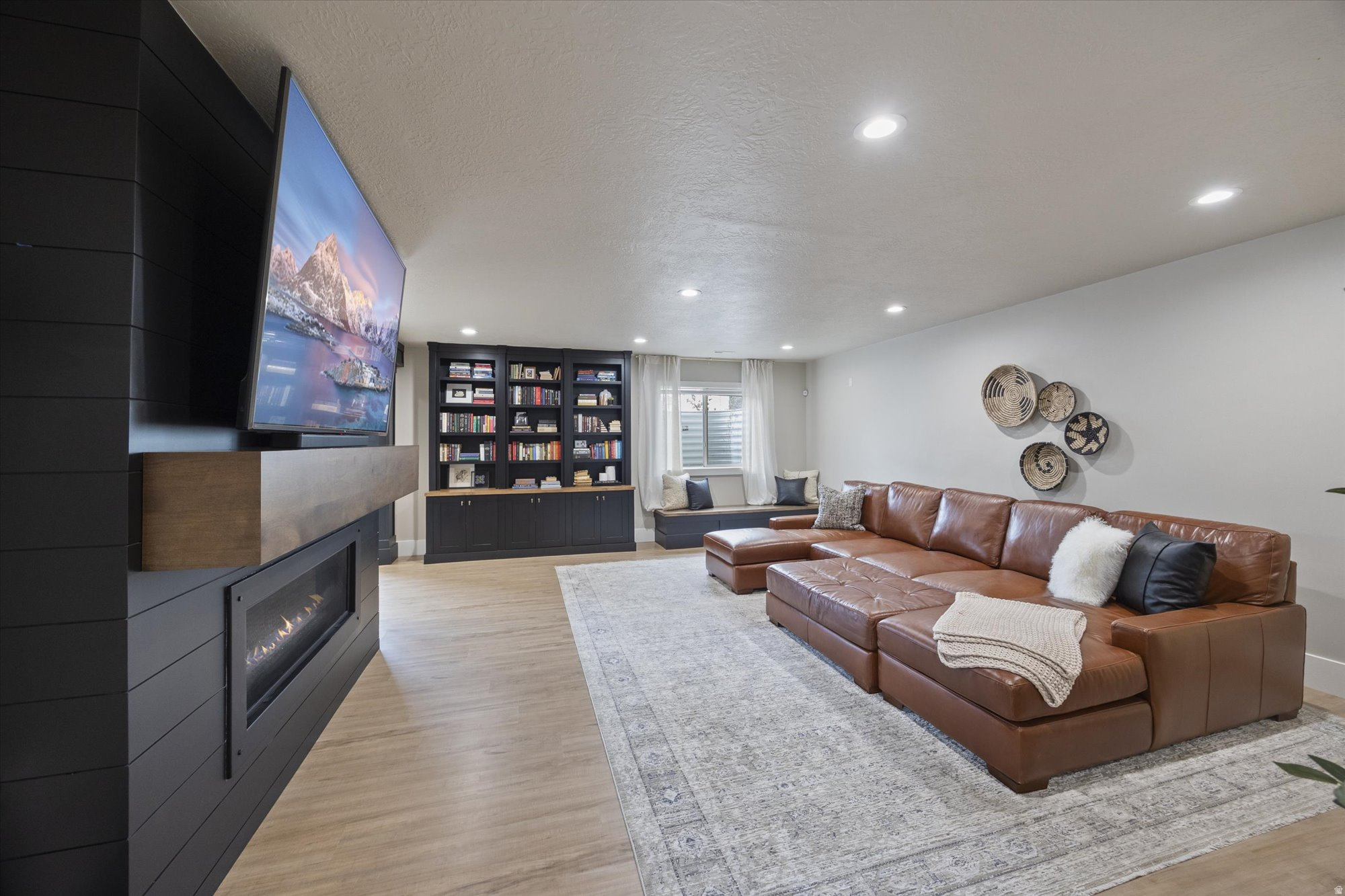 JONES MEADOWS - Residential