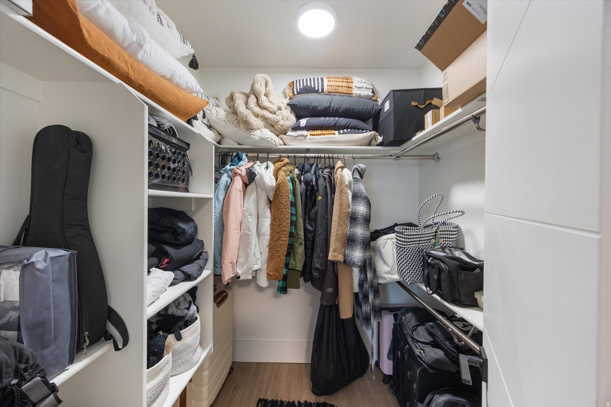 JONES MEADOWS - Residential