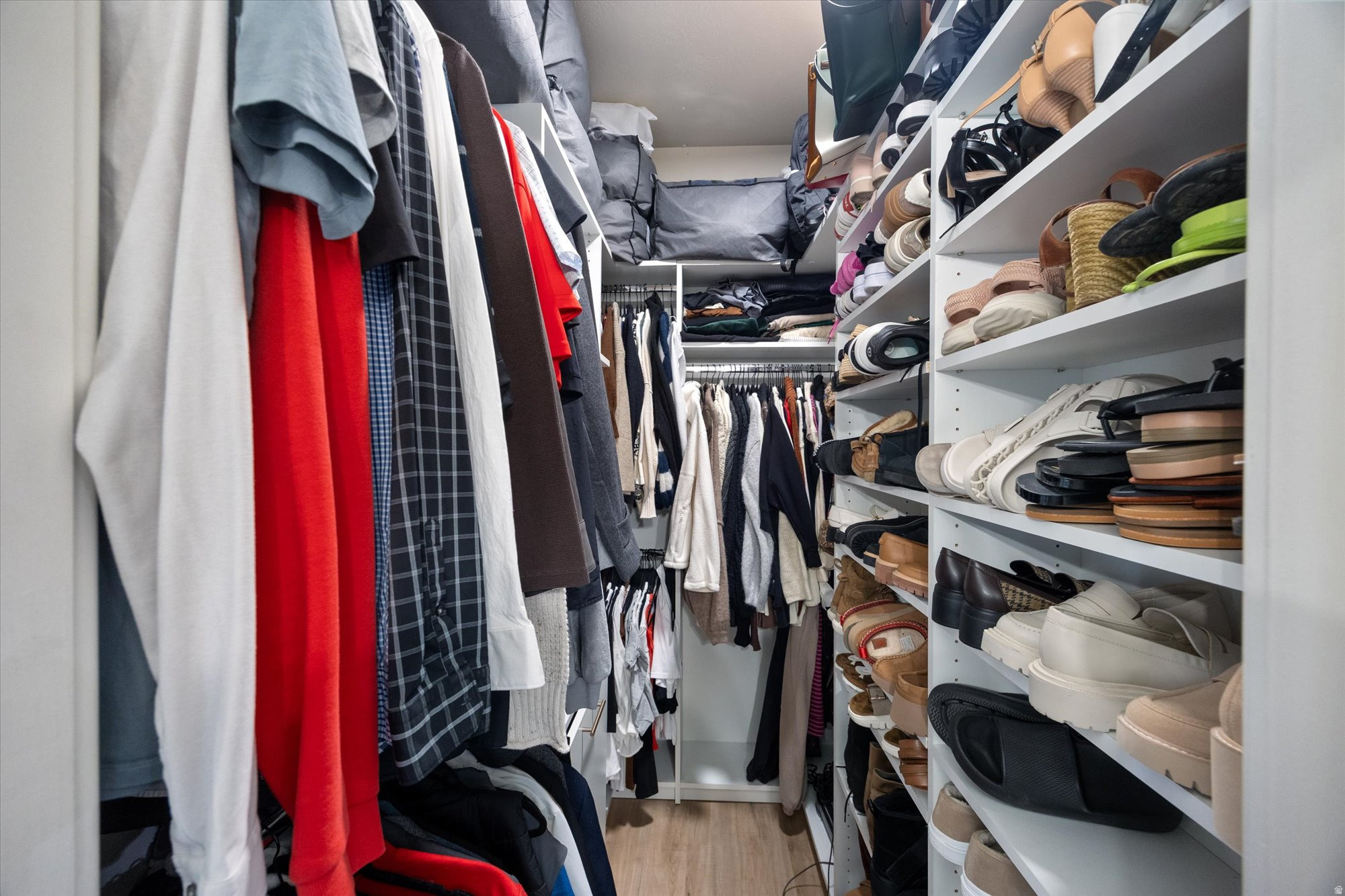 JONES MEADOWS - Residential