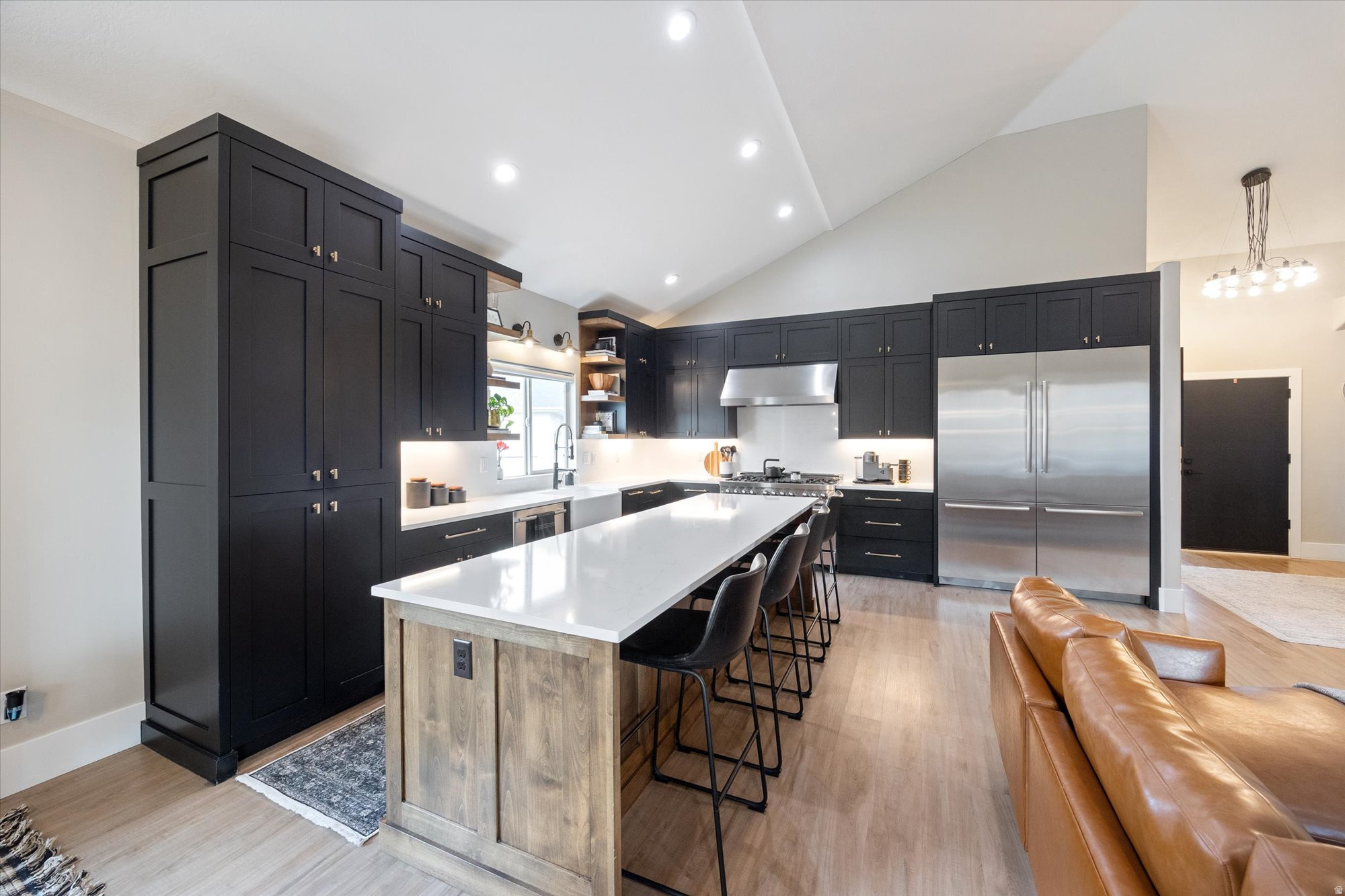 JONES MEADOWS - Residential