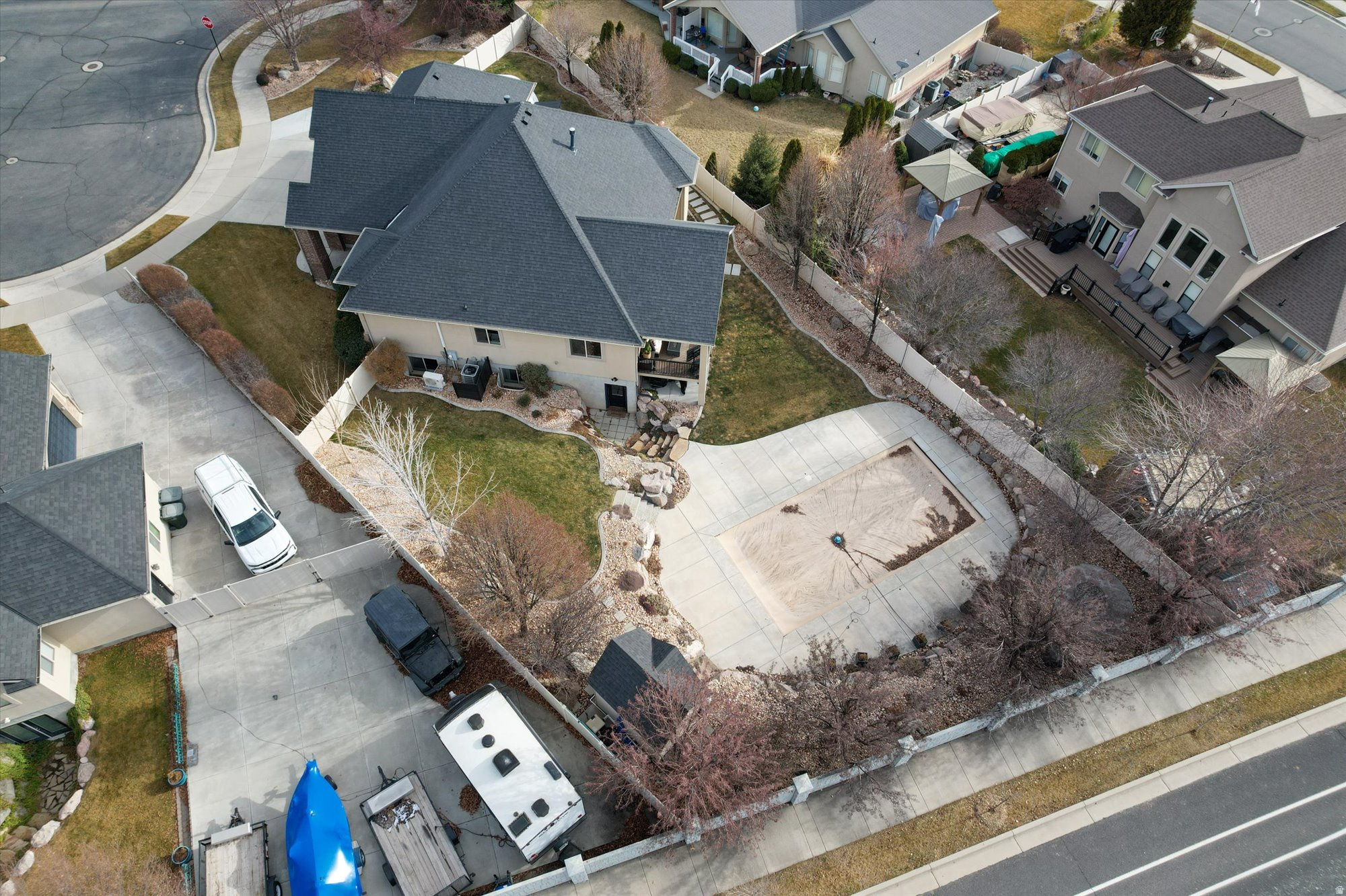 JONES MEADOWS - Residential