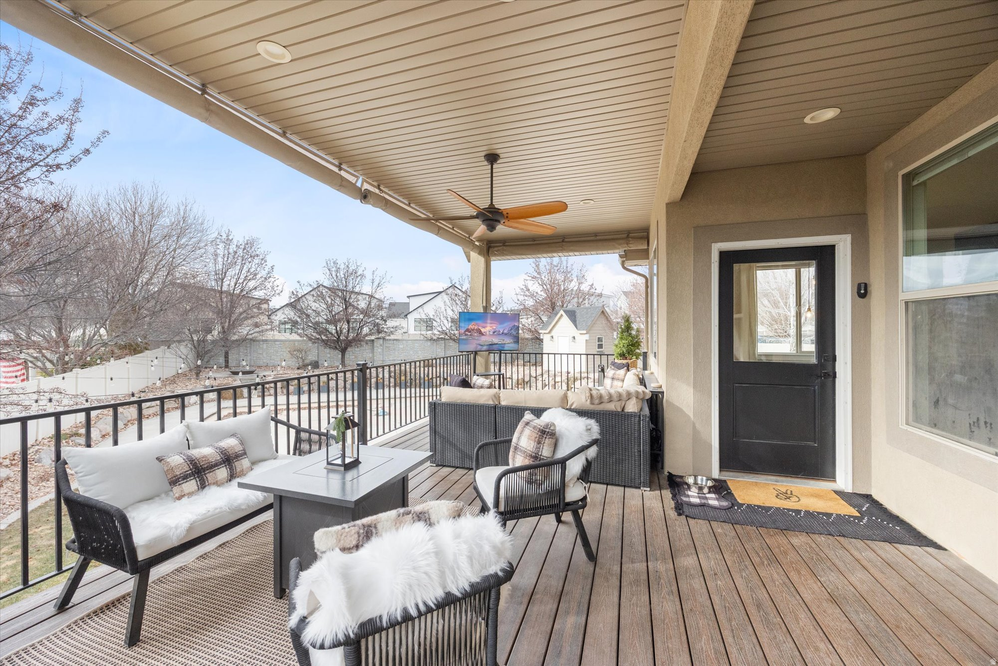 JONES MEADOWS - Residential