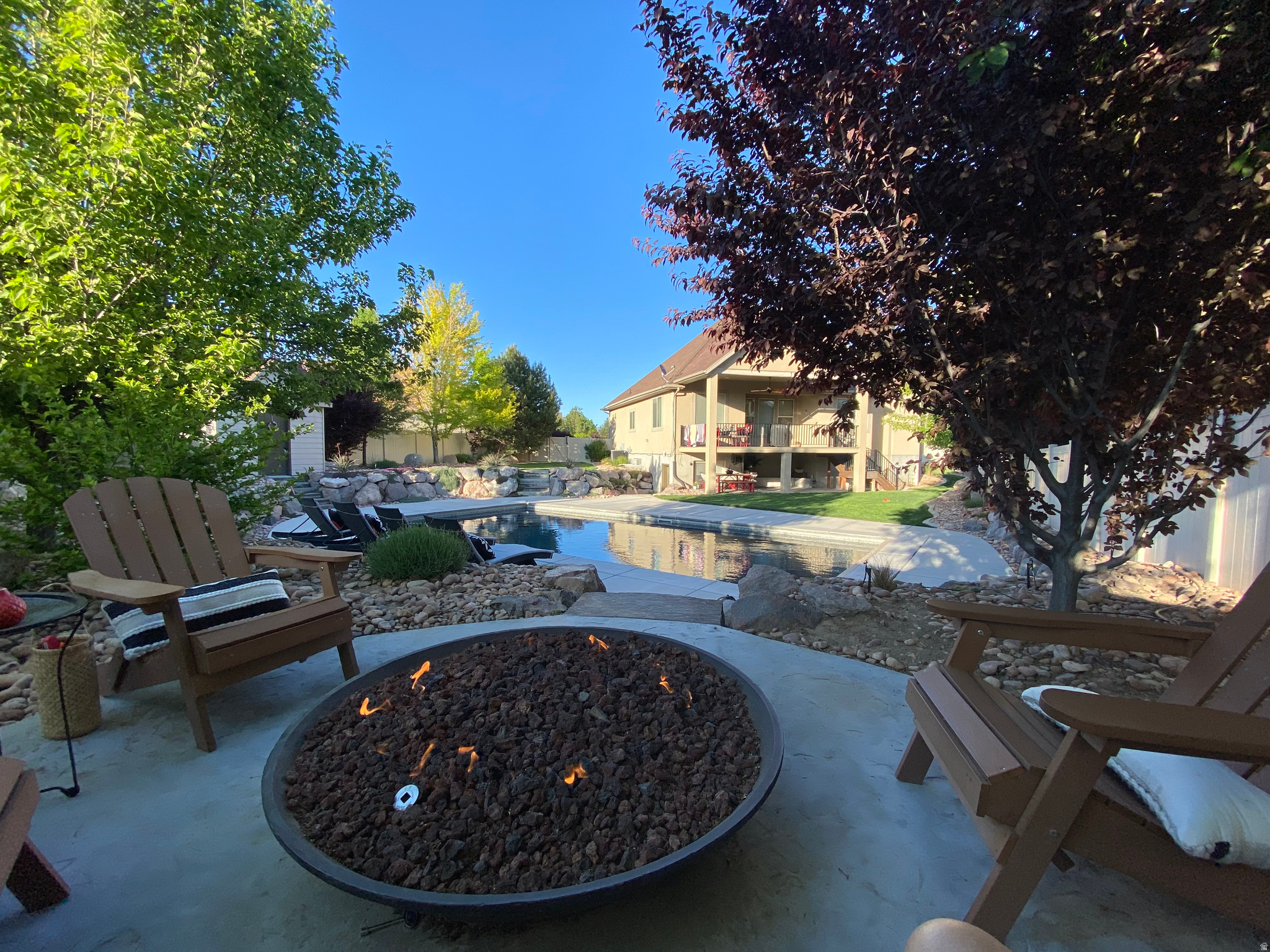 JONES MEADOWS - Residential