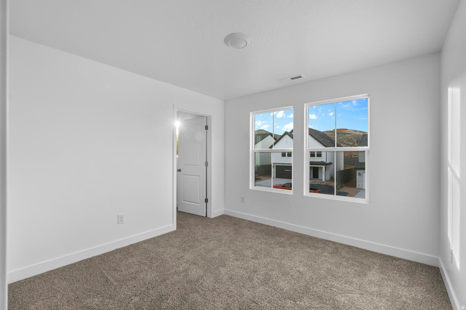 LONG VALLEY - Residential