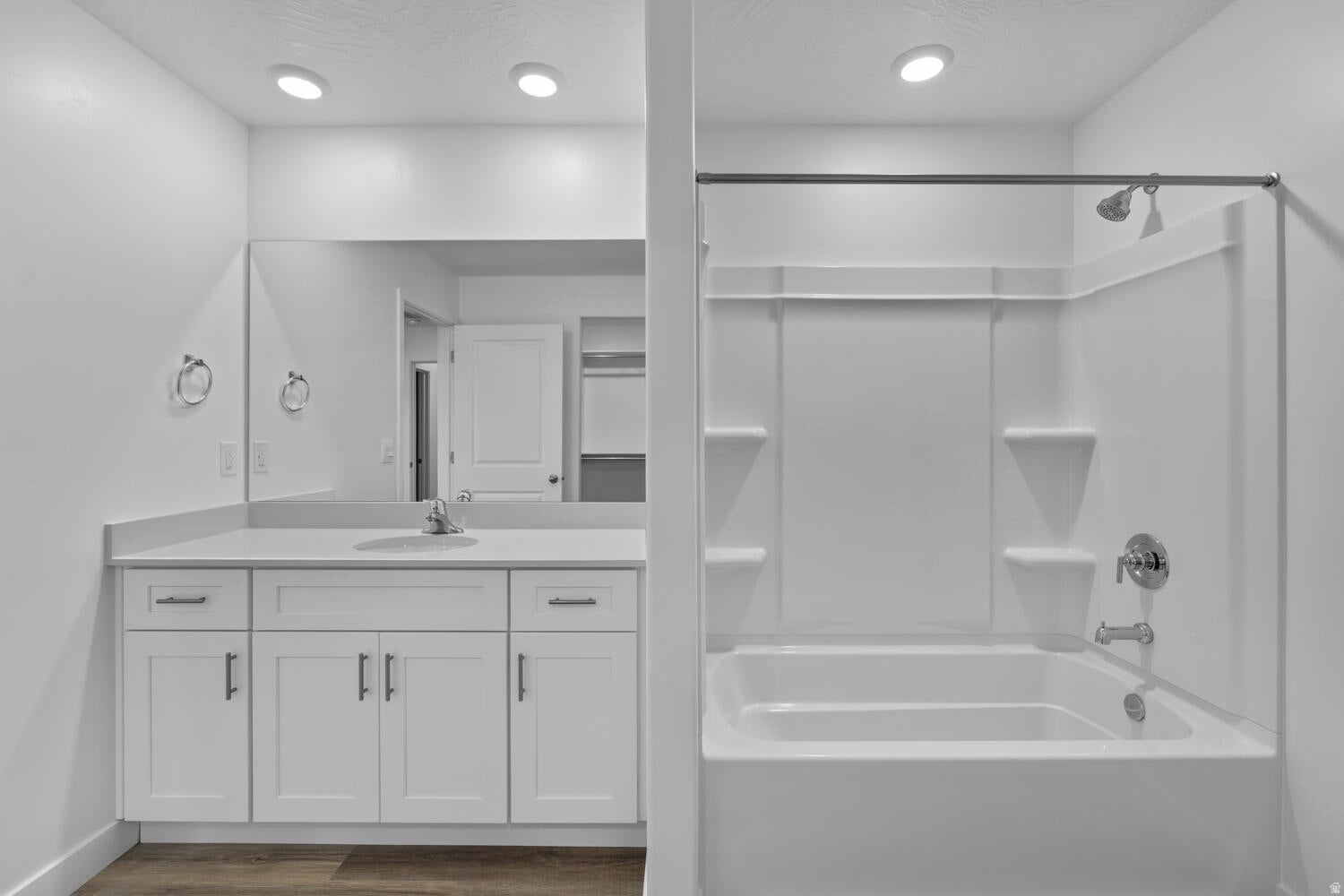 LONG VALLEY - Residential