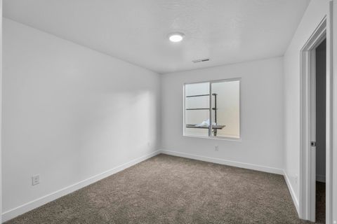 Tiny photo for 1558 S STAIRCASE WAY #4106, Washington, UT 84780 (MLS # 2127415)