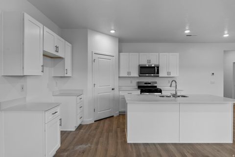 Tiny photo for 1558 S STAIRCASE WAY #4106, Washington, UT 84780 (MLS # 2127415)