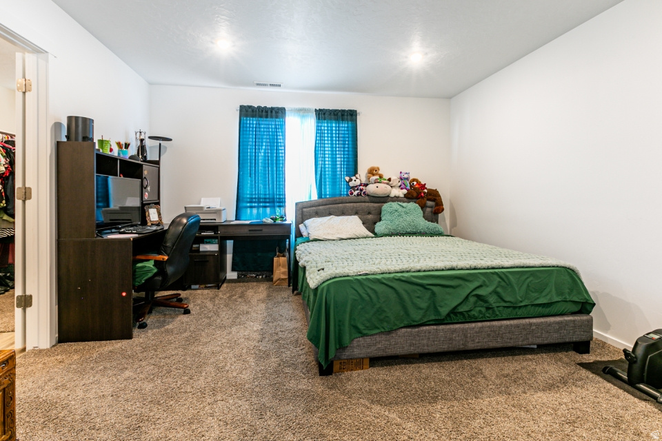 WESTERN ACRES - Residential