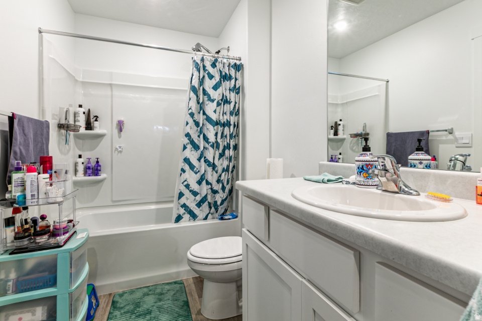 WESTERN ACRES - Residential