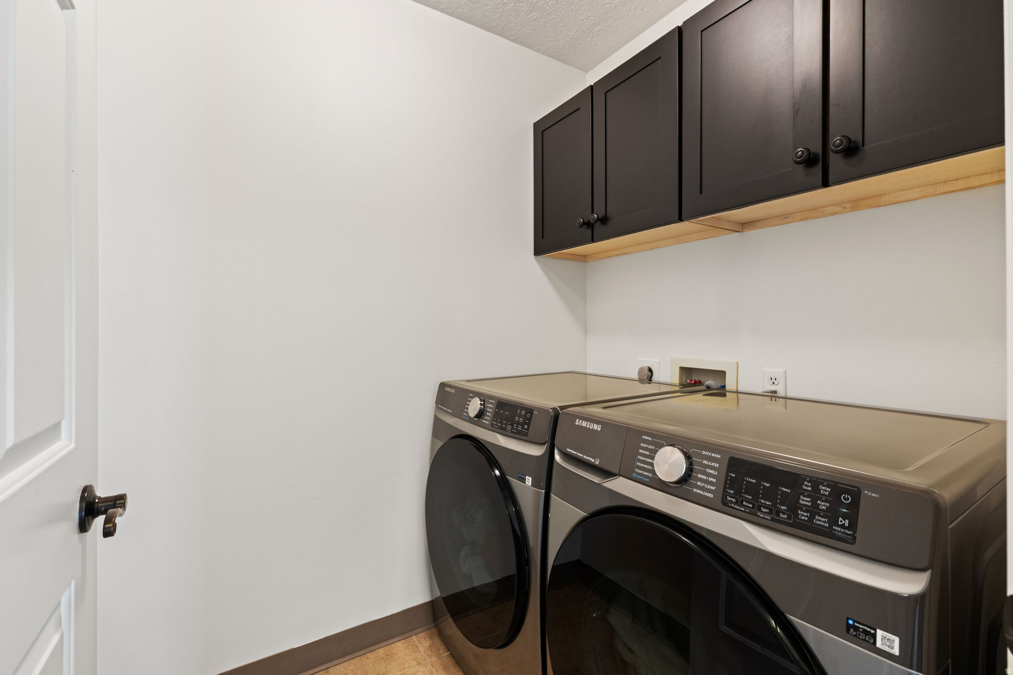 CHELSEA COVE - Residential