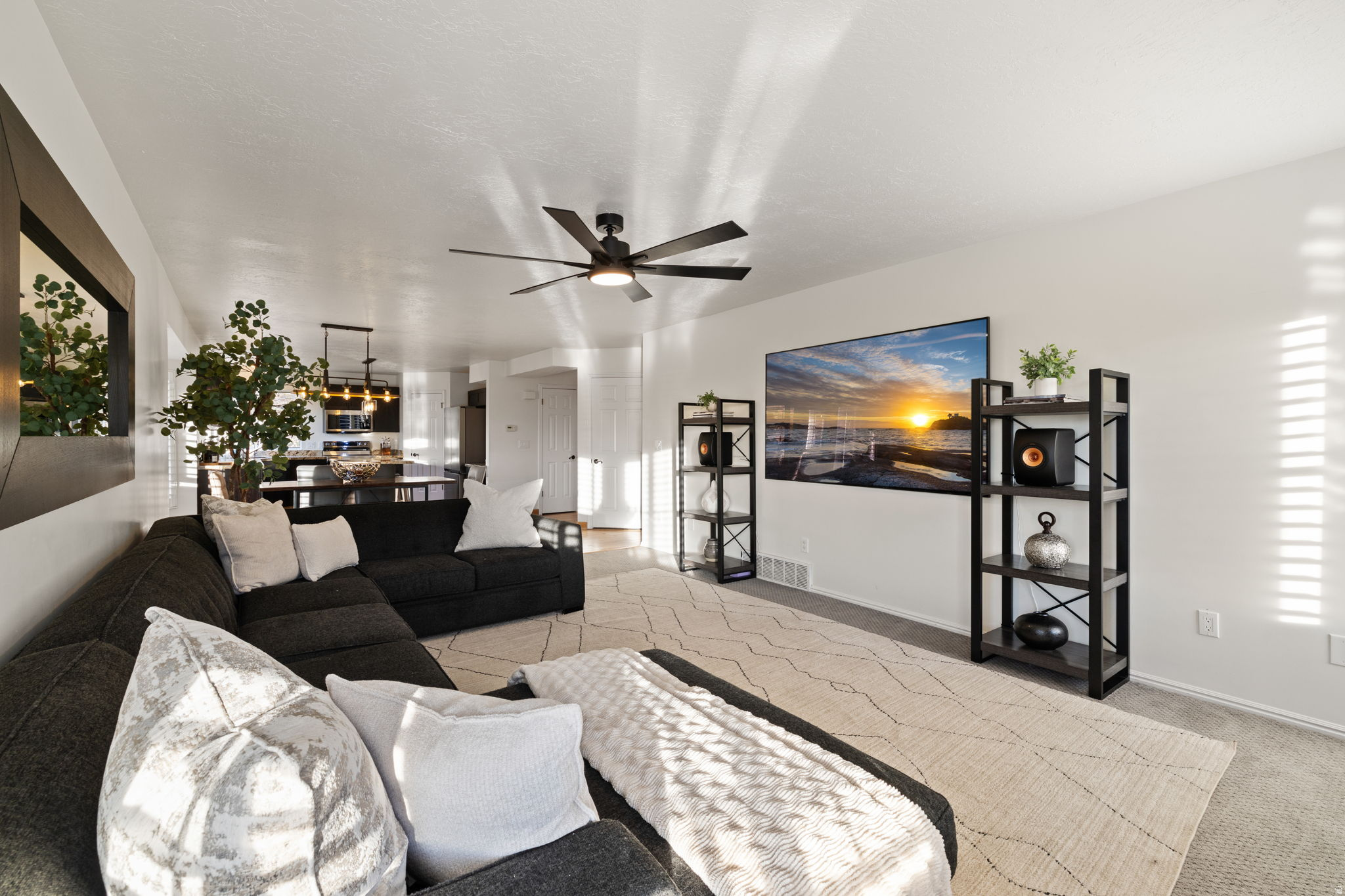 CHELSEA COVE - Residential