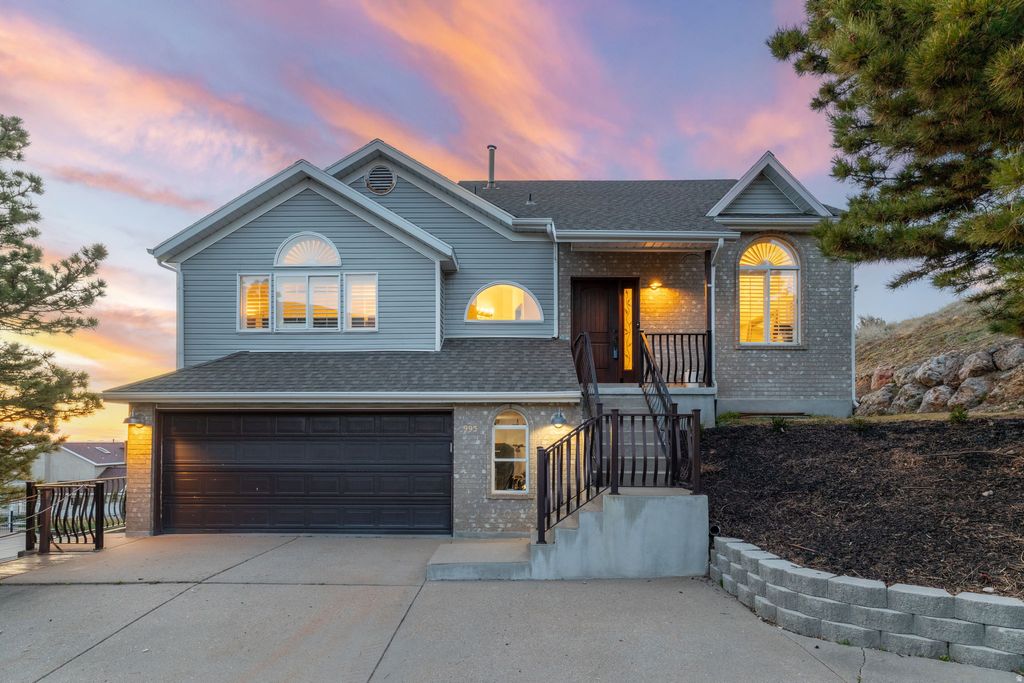 Photo of 993 E CANYON CREEK Dr S, Bountiful, UT 84010 (MLS # 2142785)