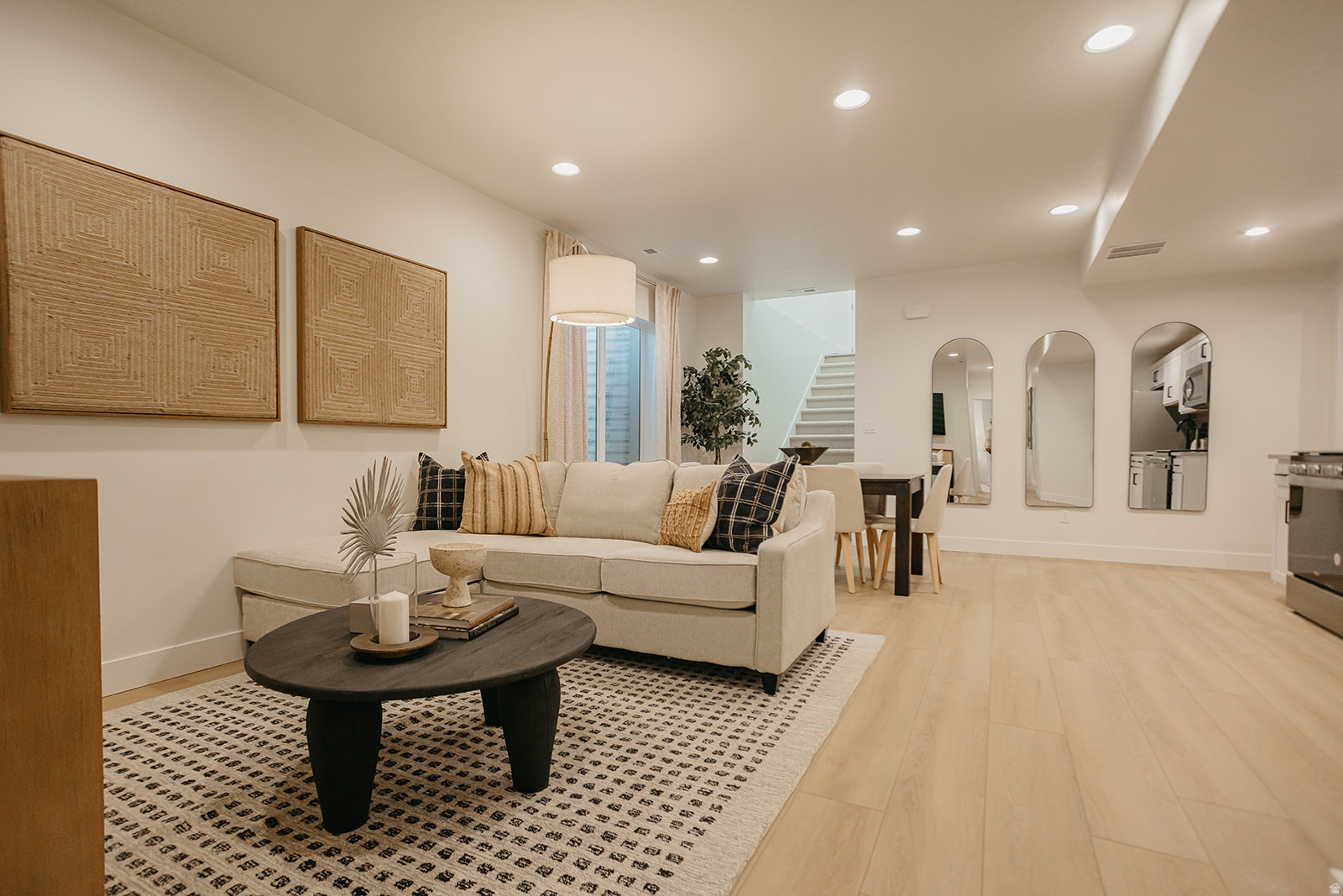 WILLOW ESTATES - Residential