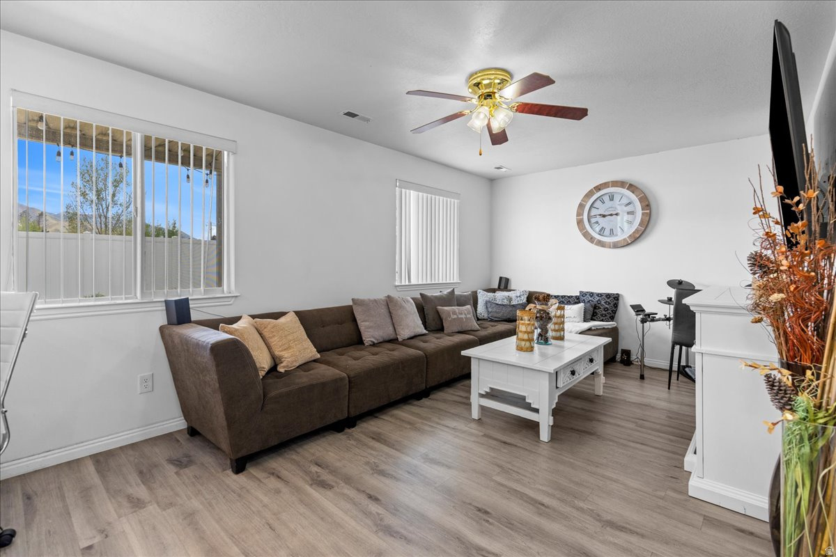 SHETLAND MEADOWS NO 3 SUBDIVISION - Residential