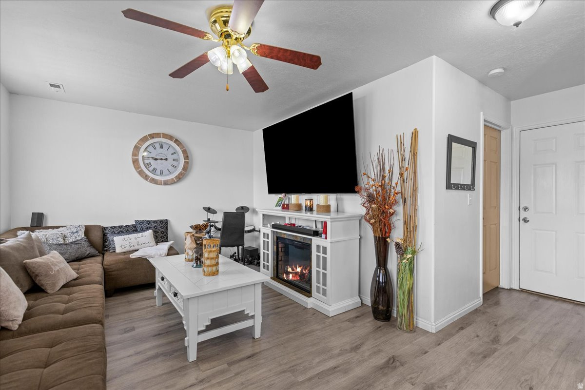 SHETLAND MEADOWS NO 3 SUBDIVISION - Residential