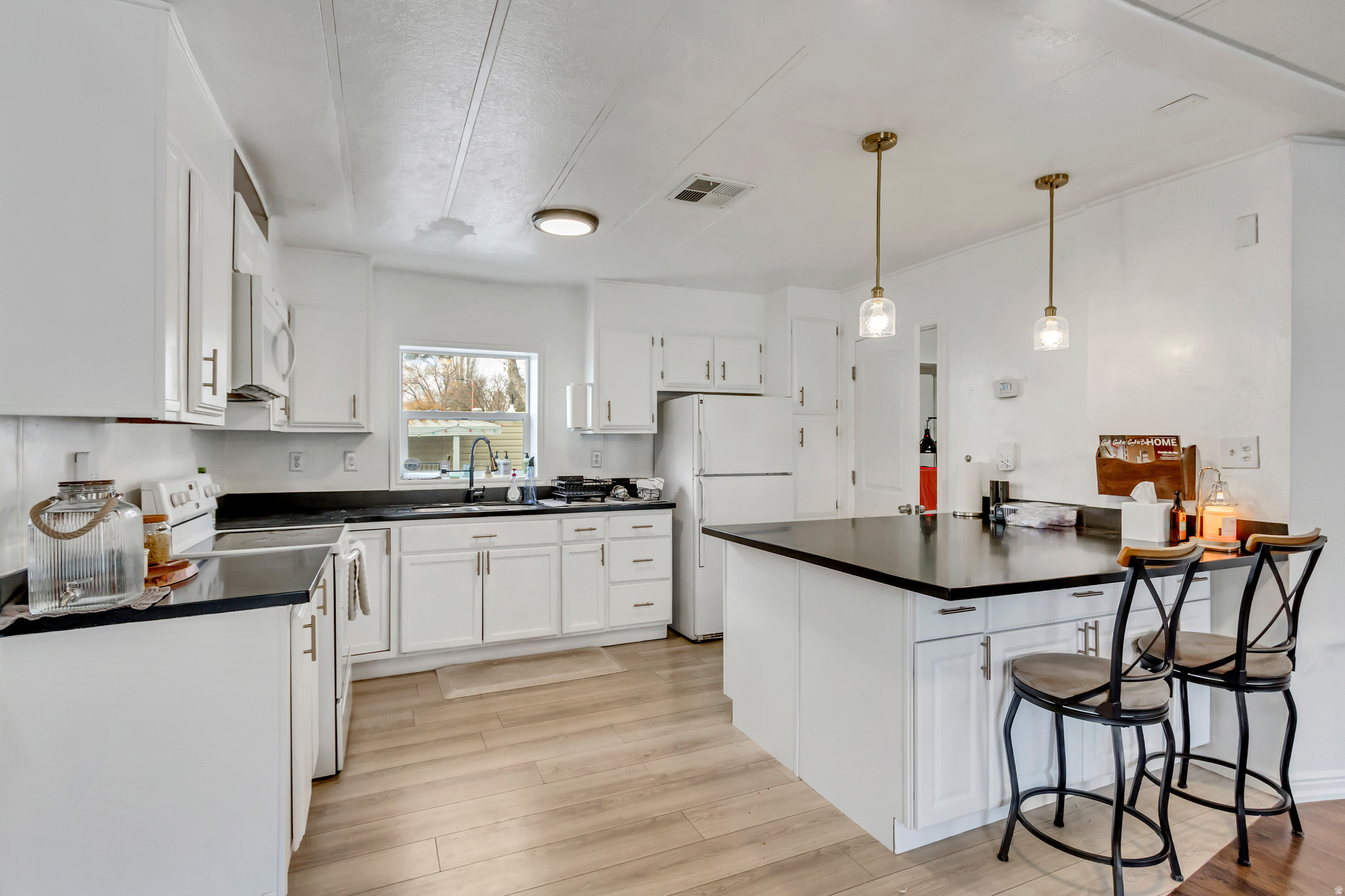 RIDGEWOOD ESTATES - Residential