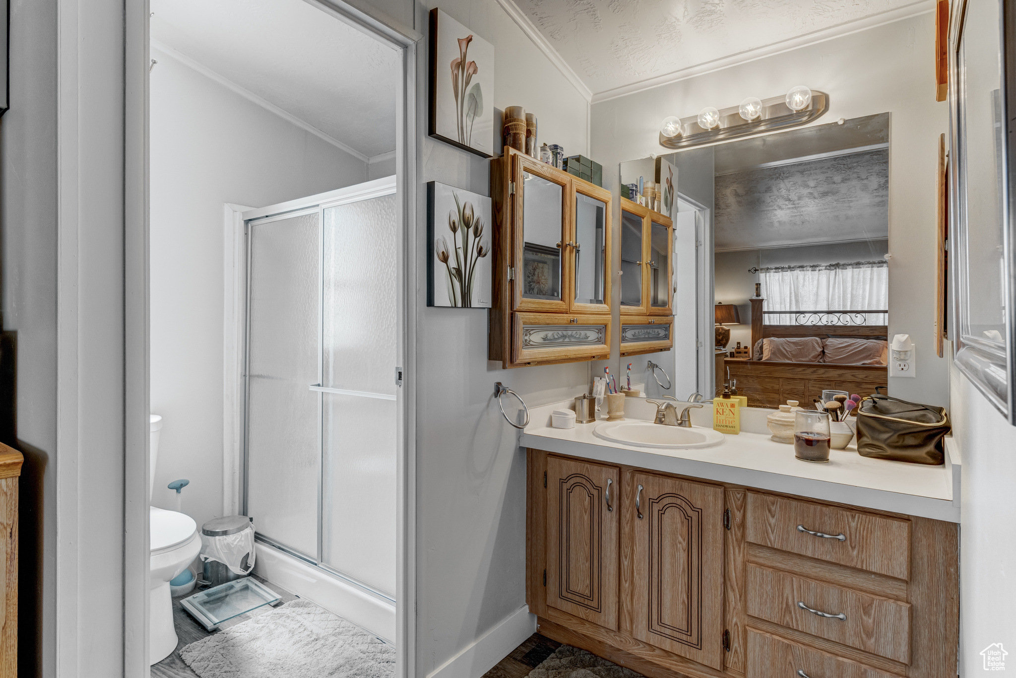 APPLEWOOD - Residential