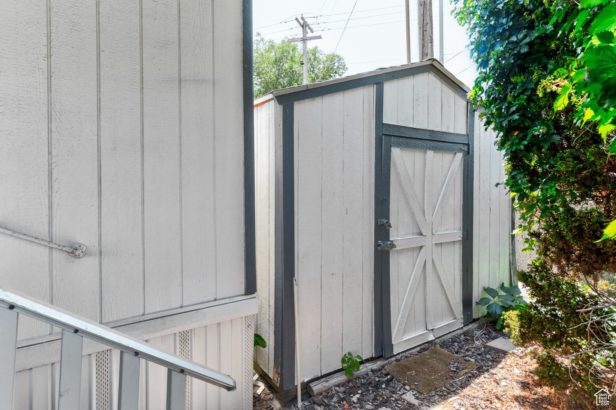 APPLEWOOD - Residential