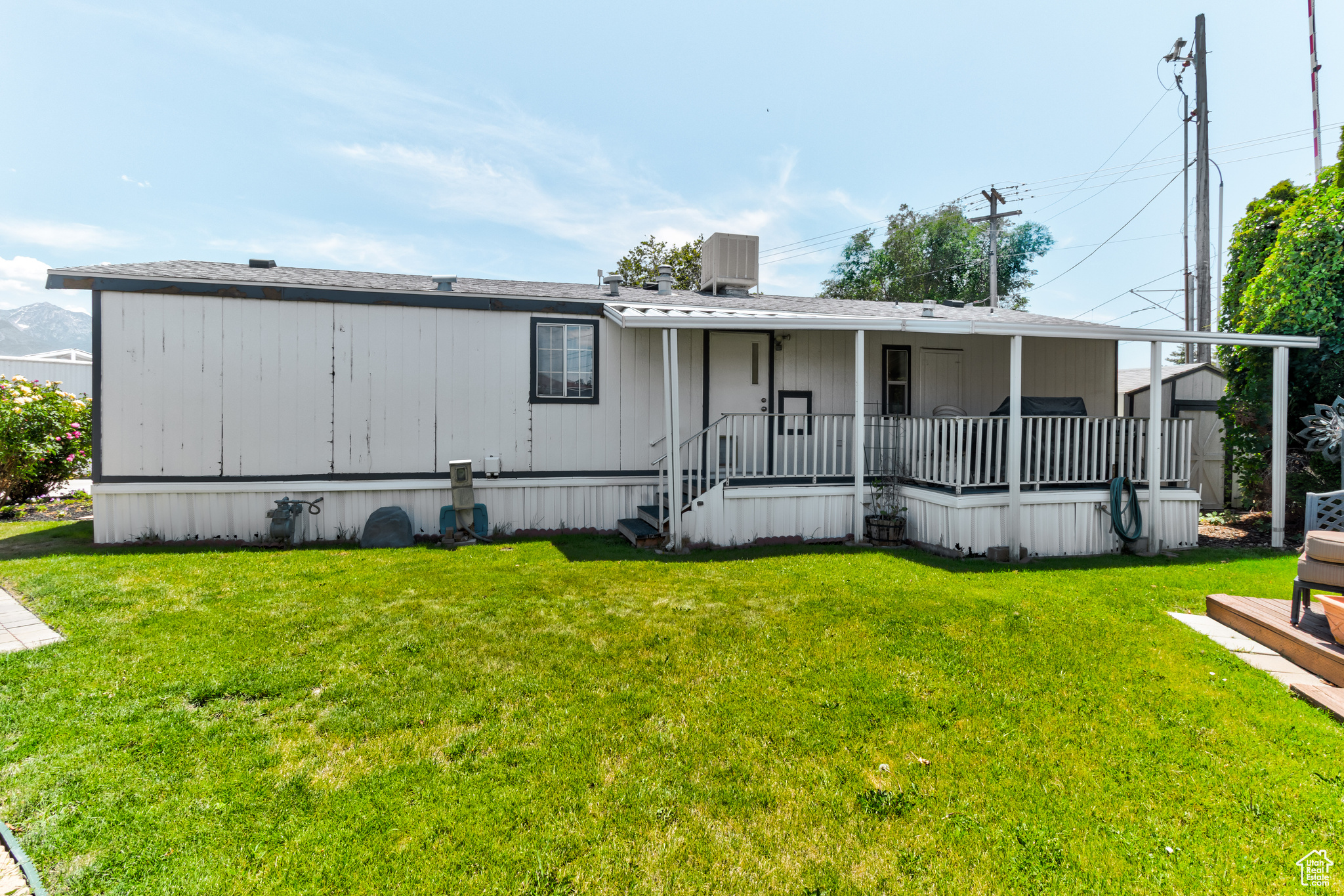 APPLEWOOD - Residential