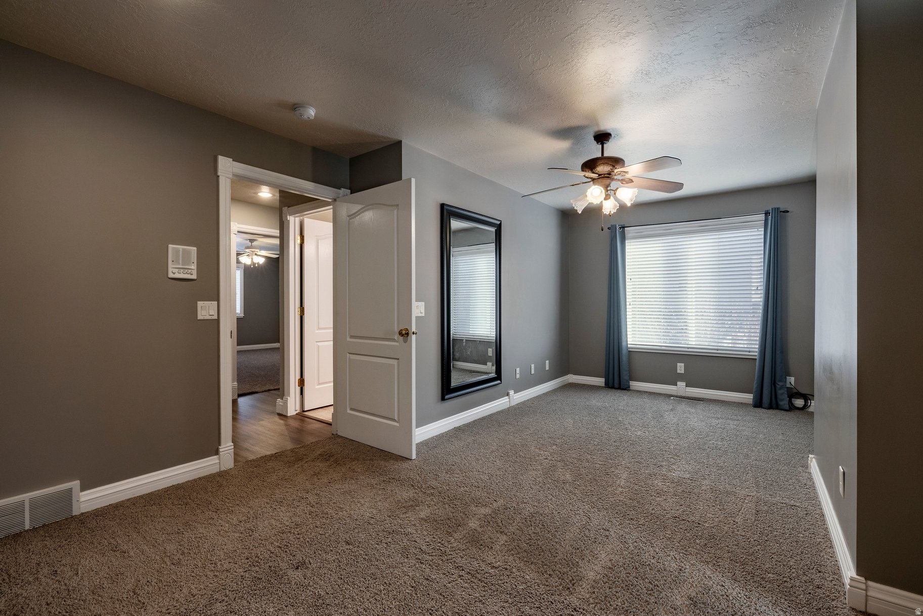 VALLEY HILLS ESTATES - Residential