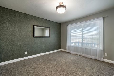 Tiny photo for 390 RIDGE DR, Heber City, UT 84032 (MLS # 2129301)