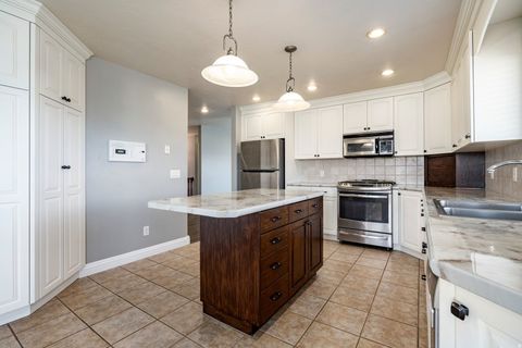 Tiny photo for 390 RIDGE DR, Heber City, UT 84032 (MLS # 2129301)