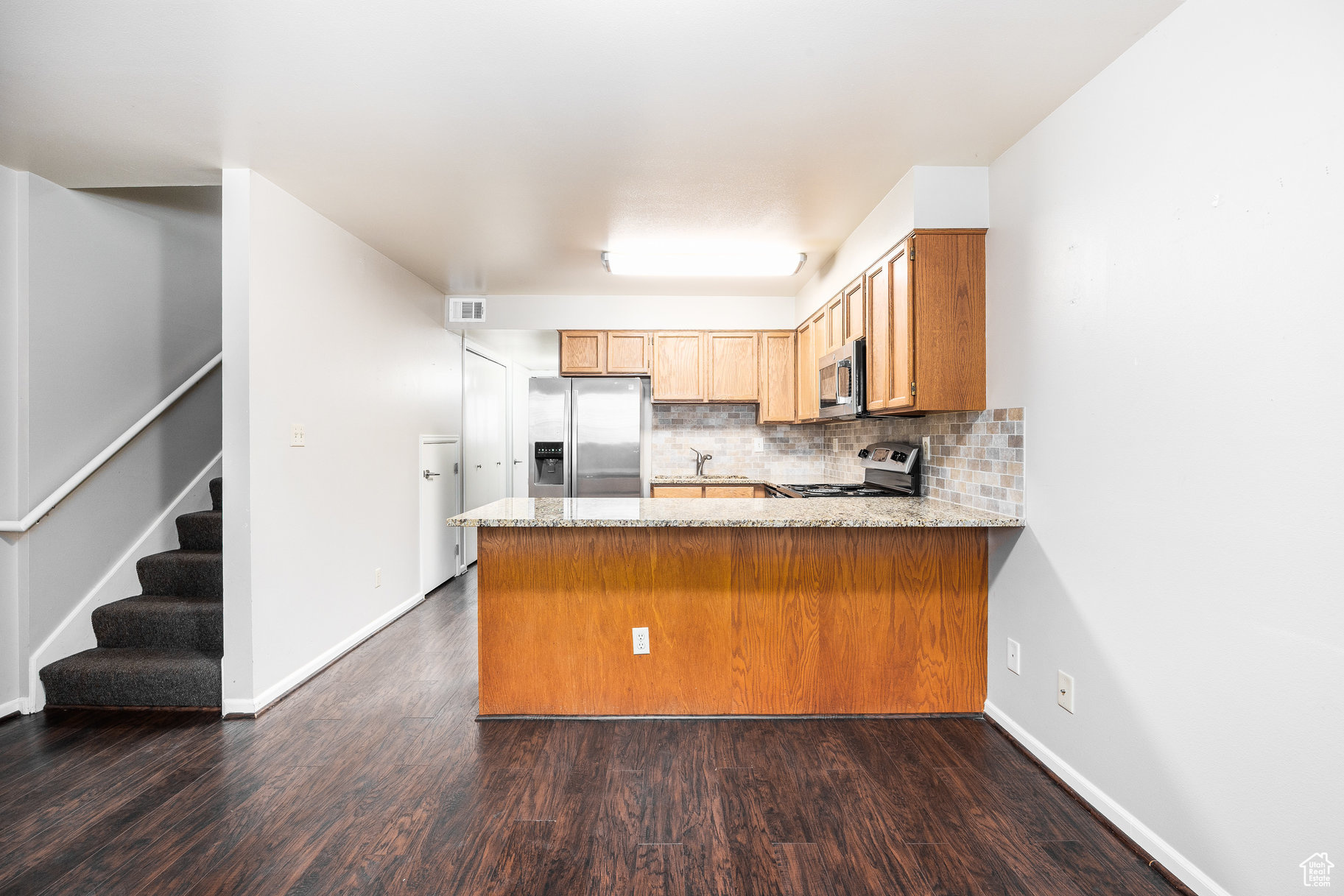 MONTERA CONDOS - Residential