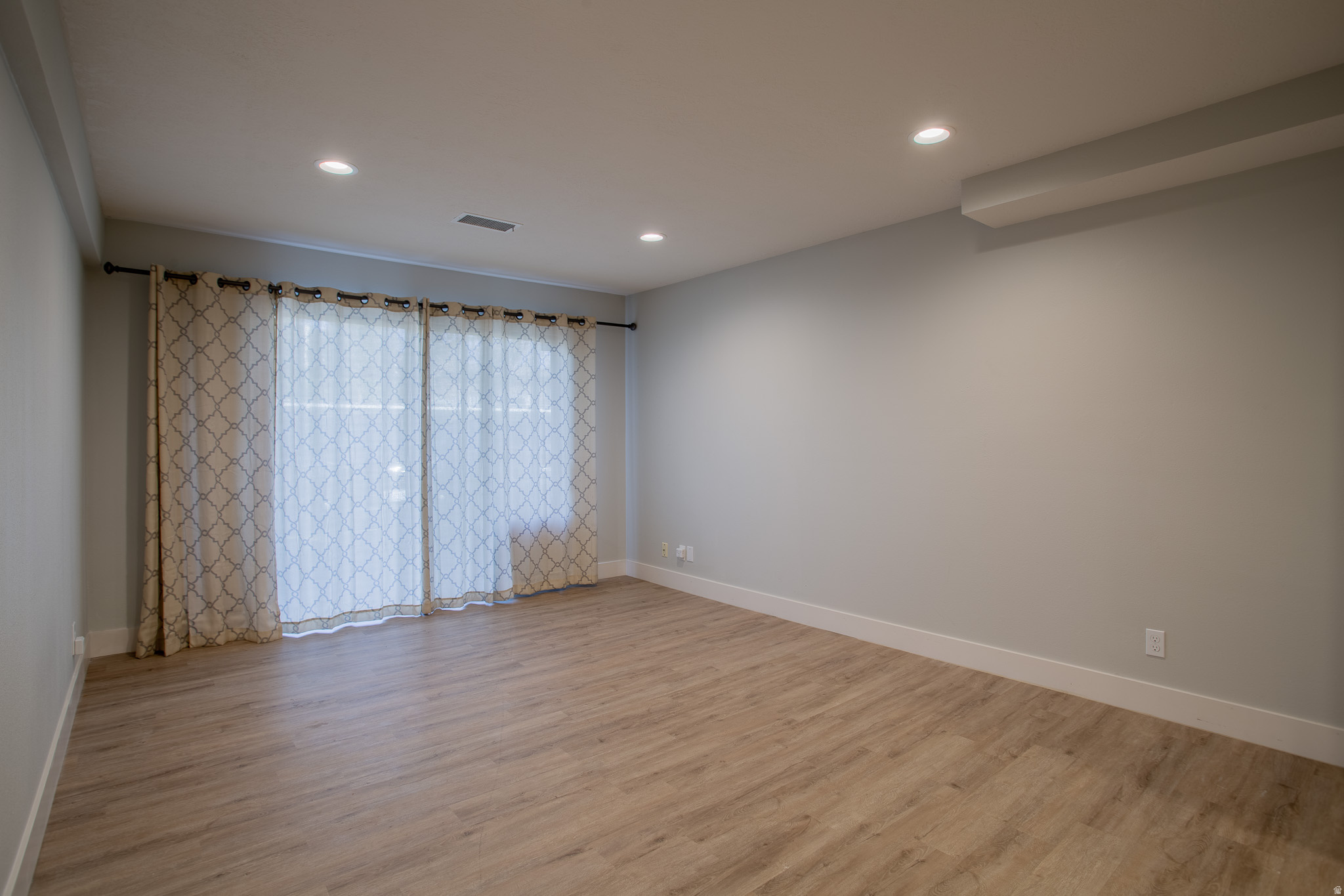 HIGHLAND - Residential