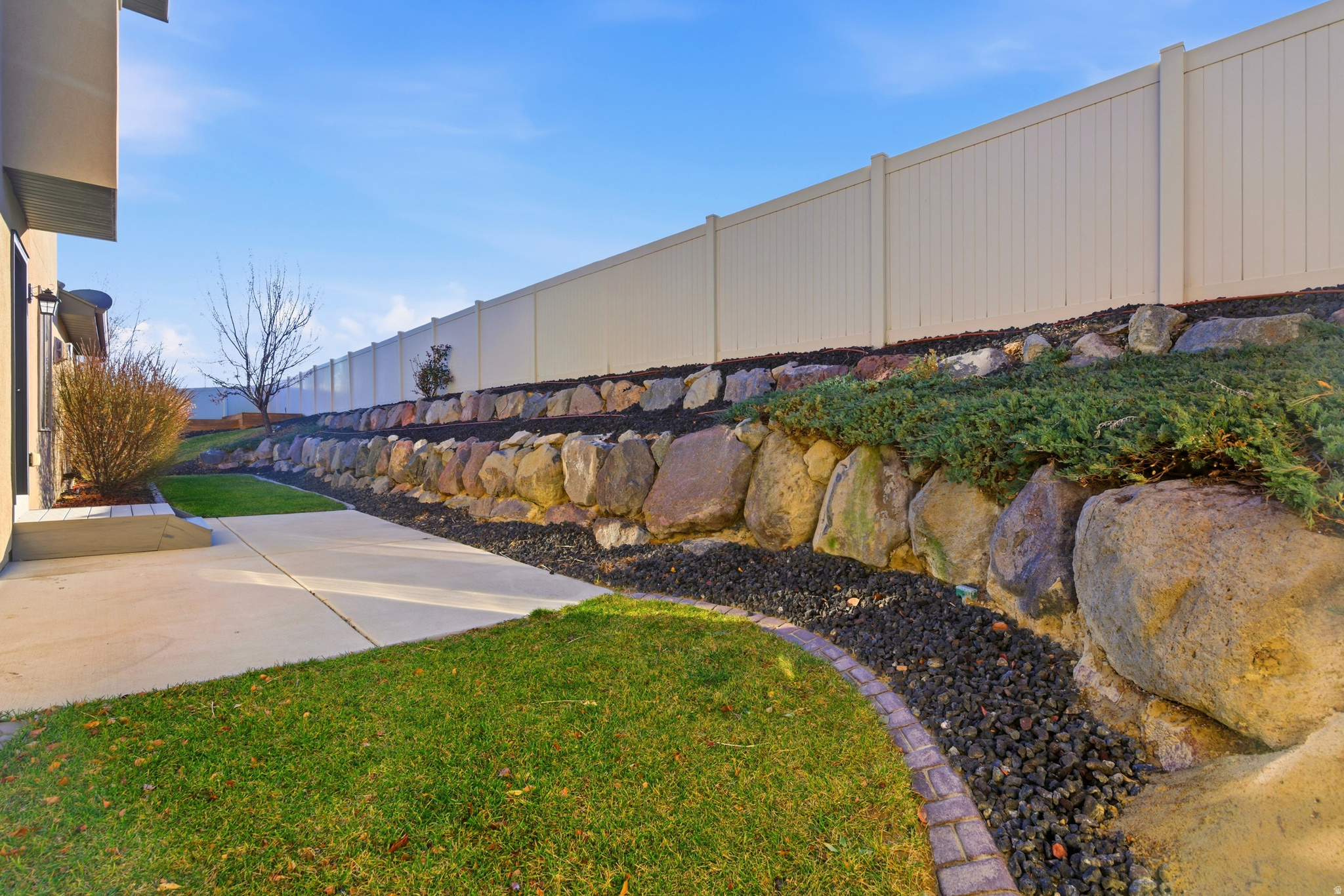 JORDAN HEIGHTS - Residential