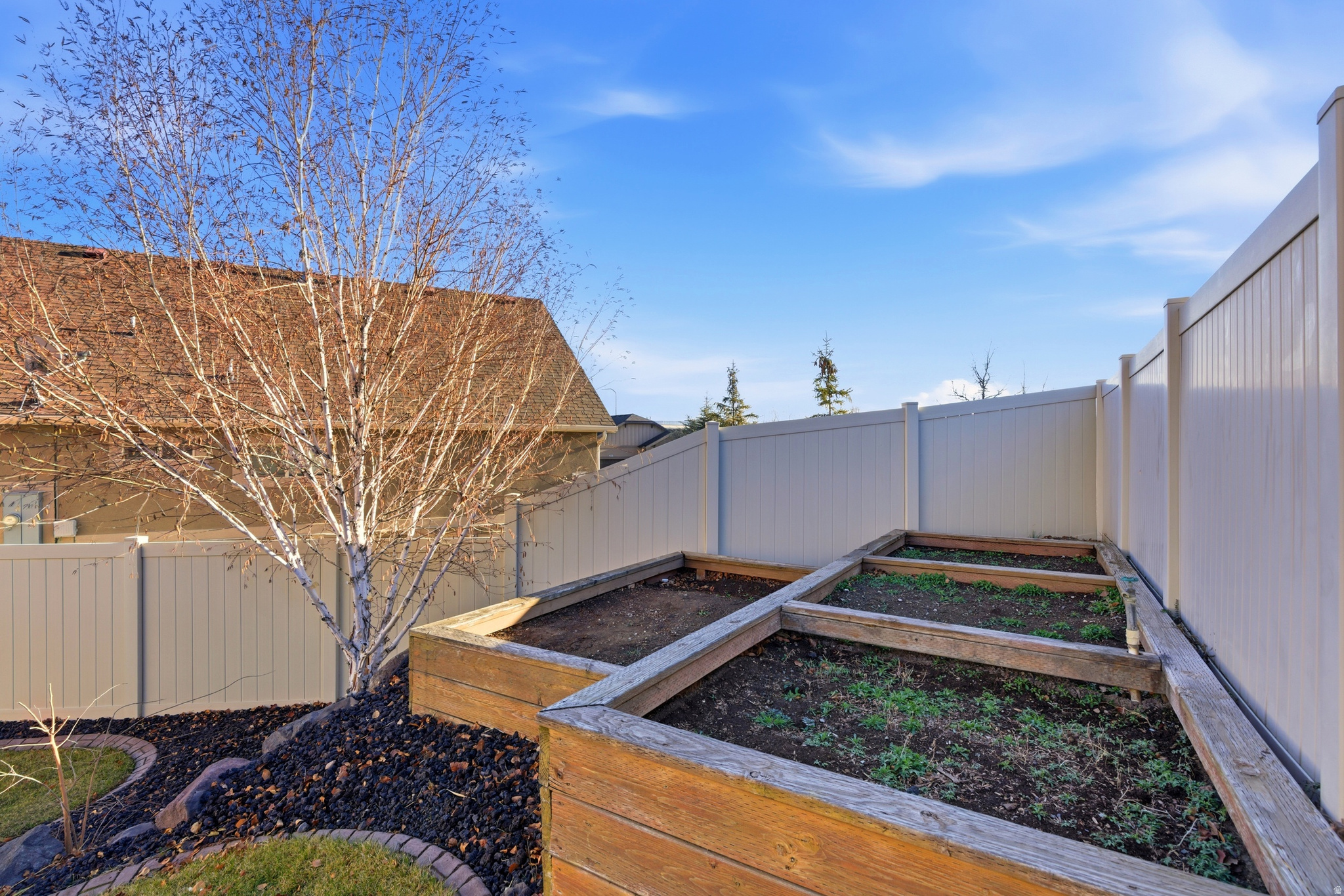 JORDAN HEIGHTS - Residential