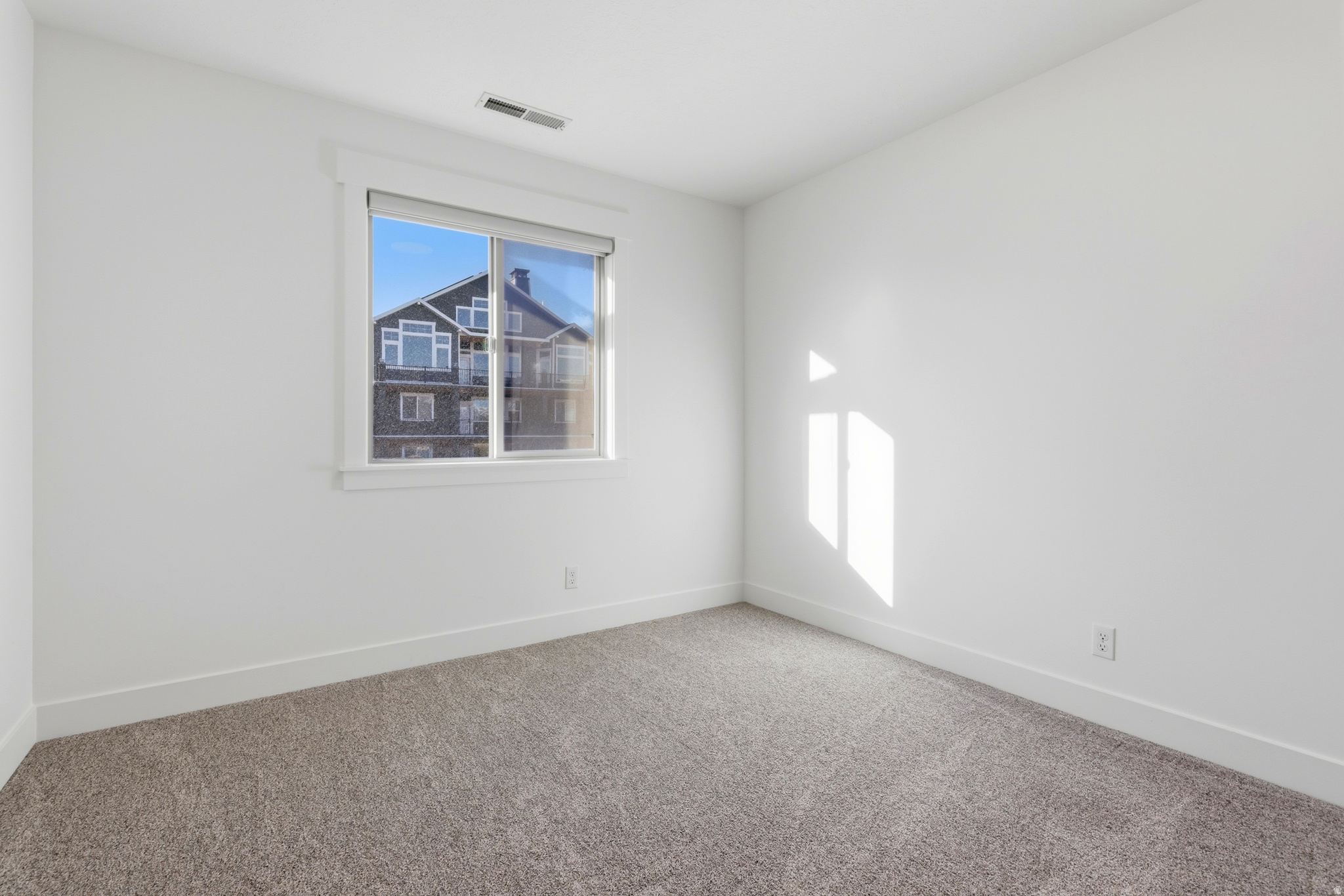 JORDAN HEIGHTS - Residential