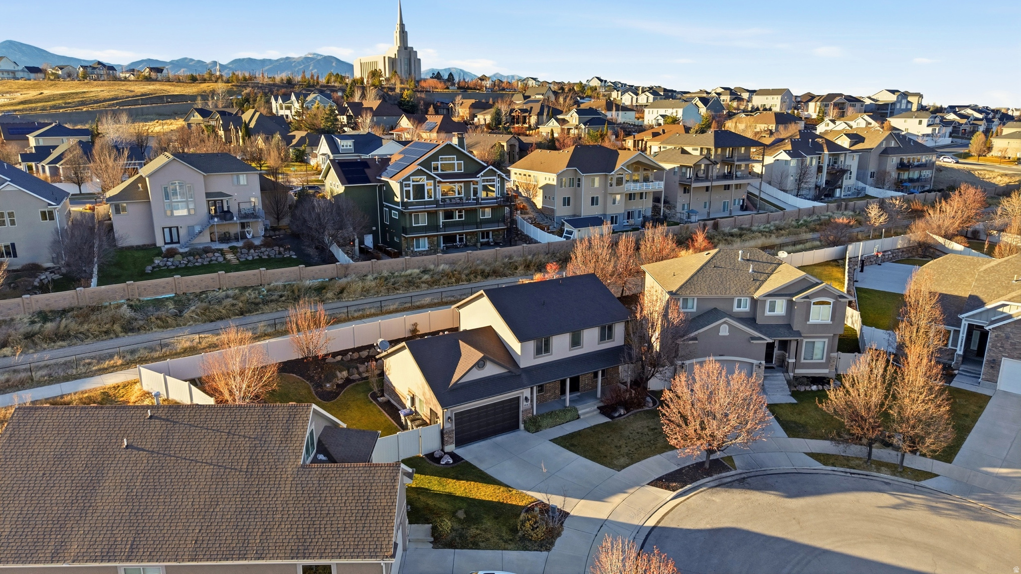 JORDAN HEIGHTS - Residential