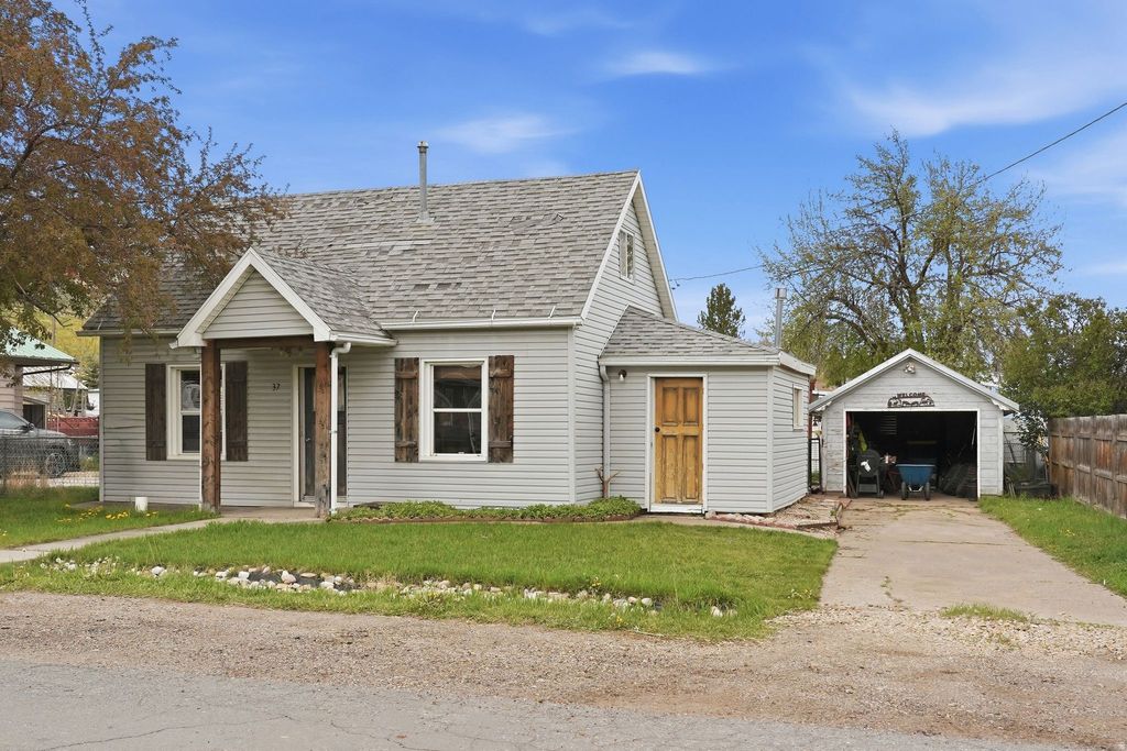 Photo of 37 W 150 S, Coalville, UT 84017 (MLS # 2155569)